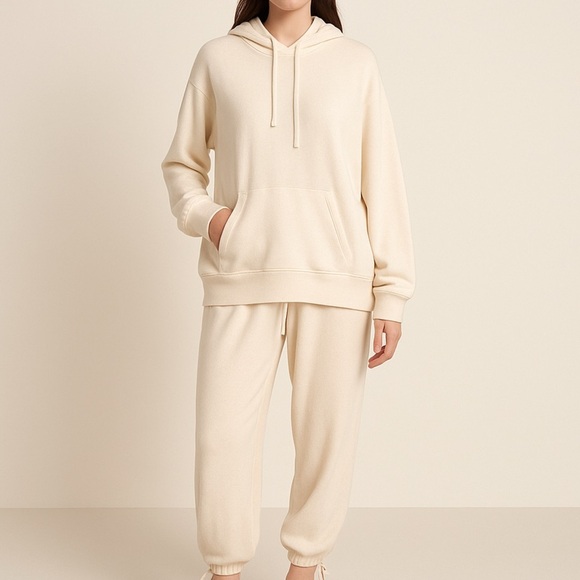 NAP Loungewear Ivory Fleece Oversized Sweatshirt Hoodie And Jogger Pants Set - Picture 1 of 13